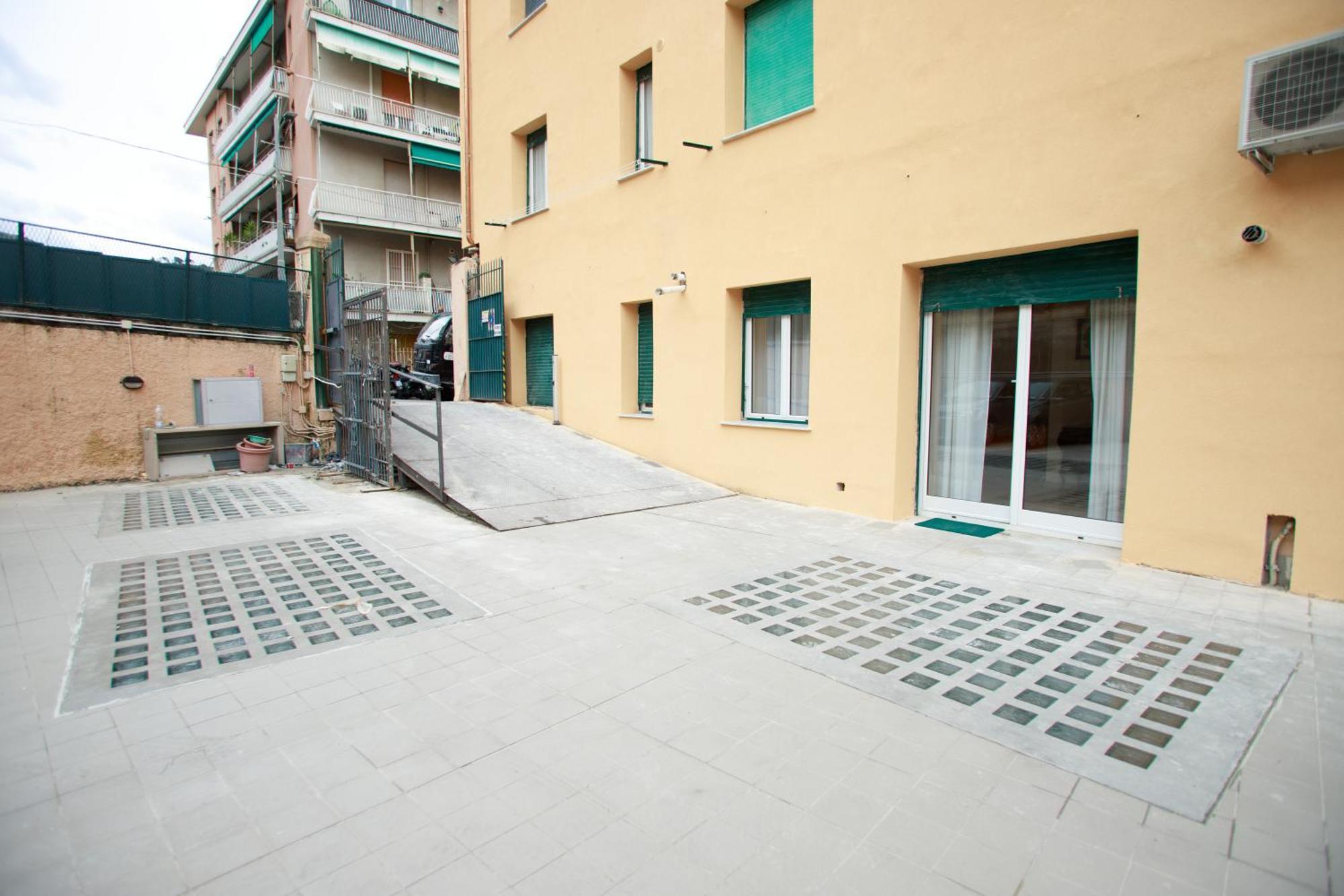 제노바 Sofia House With Private Parking 아파트 외부 사진